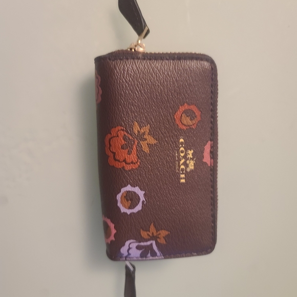 COACH Floral Printed Zip Wallet in Dark Purple - Picture 2 of 4